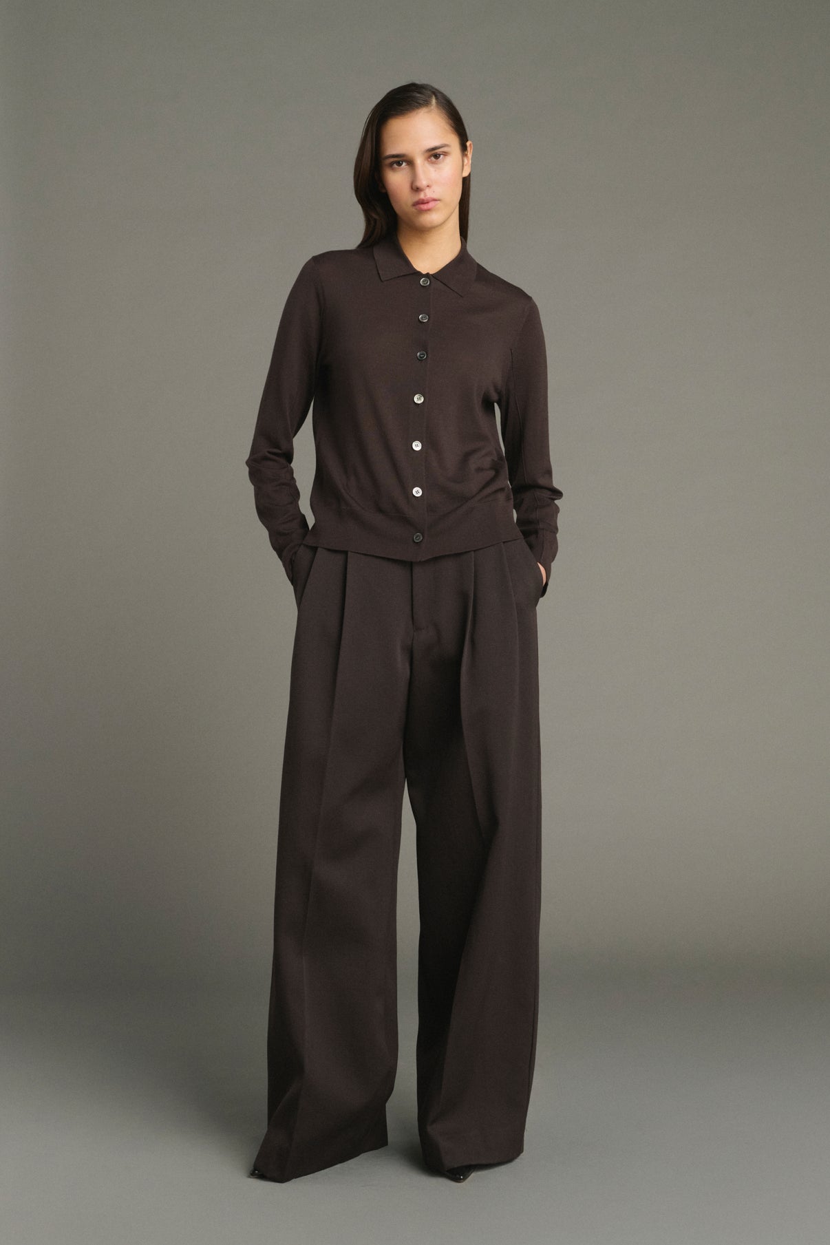 Hailey Cardigan - Chocolate - Merino Wool - Women vue 1