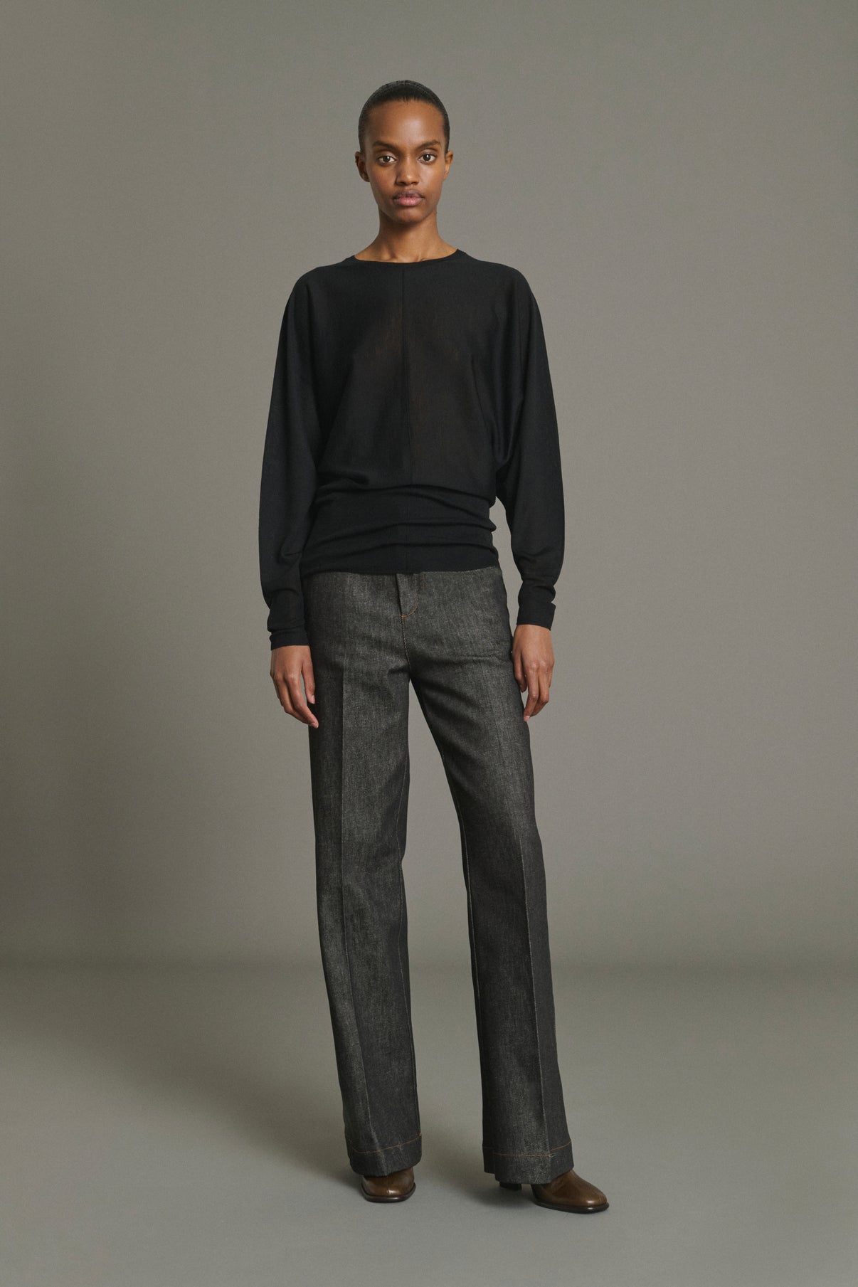 Jeans California - Raw Black Denim Flared Femme - Soeur vue 5